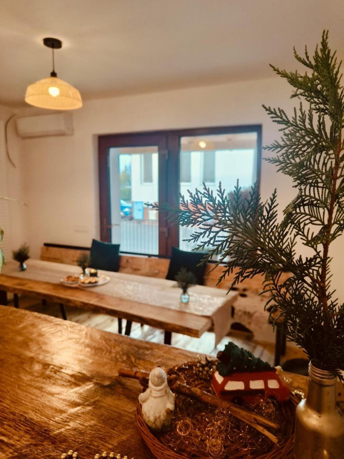 Kaffeinn Specialty Coffee Május 1. üdülő Kültér fotó